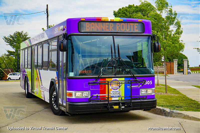 Charm City Circulator 2505 on the Banner Route
Banner Route
Gillig Advantage
Keywords: Charm City Circulator;Baltimore City;Gillig Advantage;Gillig Low Floor
