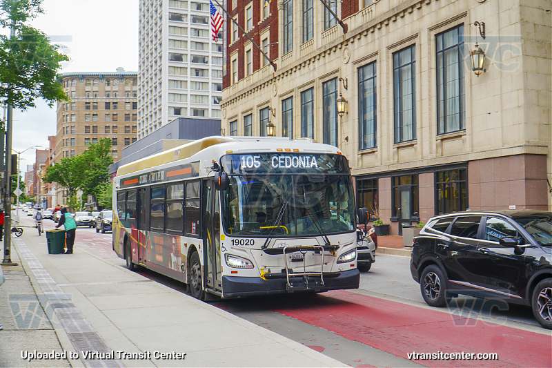 MTA Maryland BaltimoreLink 19050 on Express BusLink 105
Express BusLInk 105 to Cedonia
New Flyer XD40
