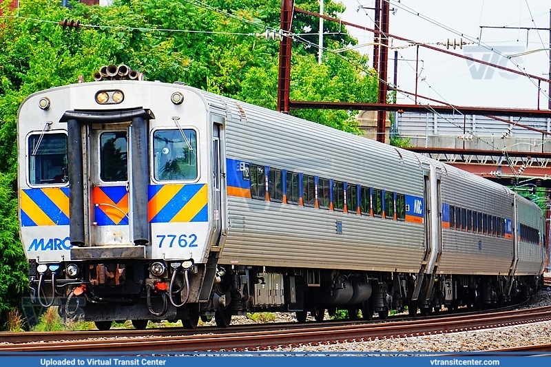 MARC 7762 leading Southbound Penn Line
MARC Penn Line to Washington D.C.
Nippon Sharyo/Sumitomo MARC IIB
