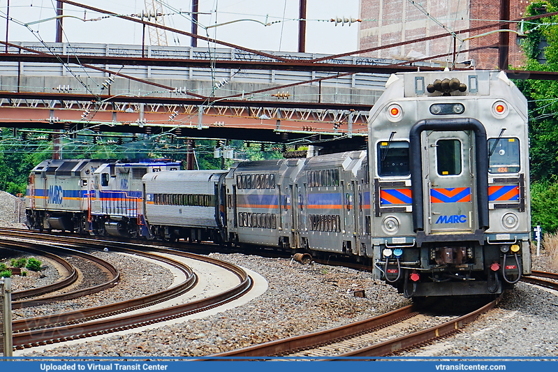 MARC 8058 trailing Northbound Penn Line
MARC Penn Line to Baltimore
Bombardier Multilevel Vehicle (MARC IV)
