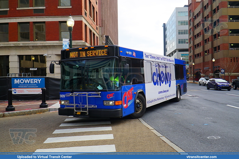 CAT Harrisburg 1909
Not In Service
Gillig Low Floor
Market Square Transfer Center, Harrisburg, PA
December 8th, 2021
Keywords: CATH;GilligLF