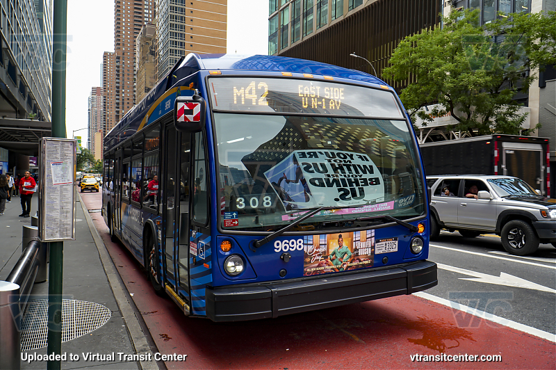 MTA New York City 9698 on Route M42
Route M42 Crosstown to East Side U N-1 Av
Keywords: MTA NYCT;NovaBus LFS;Hybrid Bus