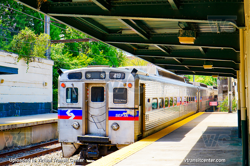 SEPTA Silverliner IV 419 Trailing Chestnut Hill West Train
Chestnut Hill West Line to Chestnut Hill West
GE Silverliner IV
