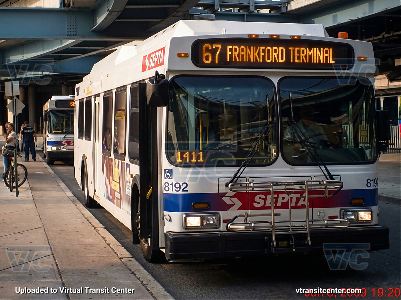 SEPTA 8192 on Route 67
Route 67 to Frankford Terminal
June 8th 2009
Keywords: SEPTA Bus;New Flyer DE40LF;Enhanced with AI