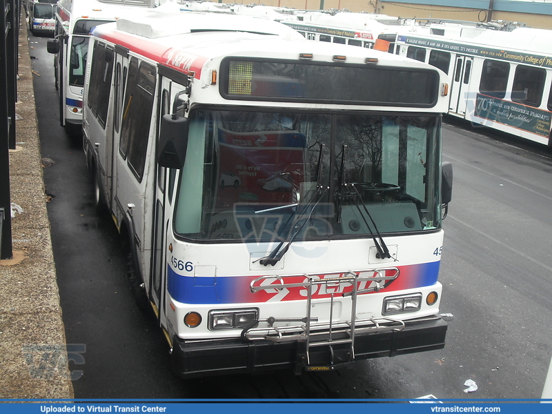 SEPTA 4566
Eldorado Transmark RE-29
Blank (but broken) sign
November 14th, 2009
