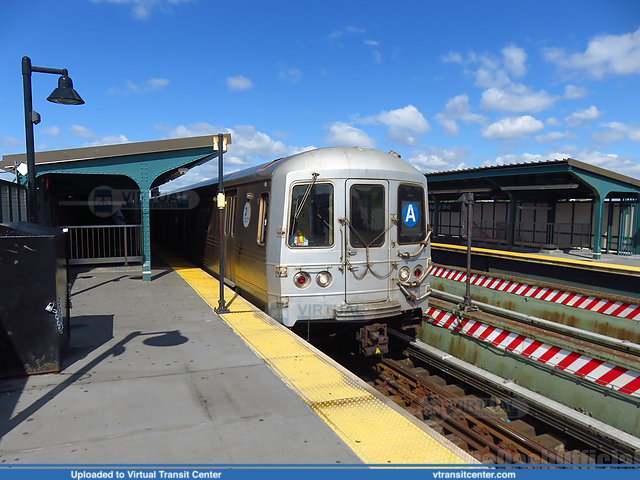 MTA New York City Subway R46 Consist on the A Train
A train to Lefferts Blvd
Pullman Standard R46
Rockaway Boulevard Station, Queens, NYC, NY
Keywords: NYC Subway;Pullman Standard;R46