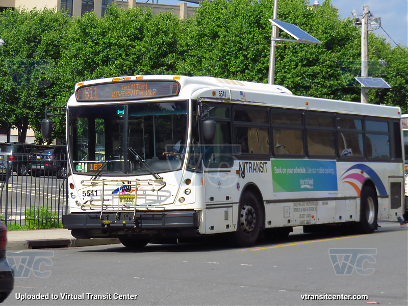 NJ Transit 5541 on Route 611
Route 611 Trenton and Riverview Plaza
