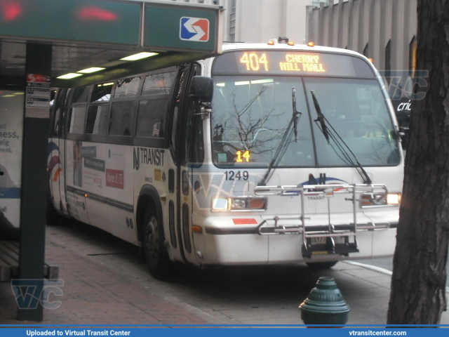 NJ Transit 1249 on Route 404
Route 404 Cherry Hill Mall
NovaBus RTS
Market Street at 8th Street, Philadelphia, PA
November 19th, 2009
Keywords: NJTBus;RTS