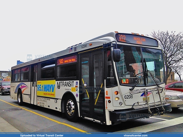NJ Transit 6208 on route 502
502 to Hamilton Mall
North American Bus Industries (NABI) 416.15
Atlantic Avenue at Ohio Avenue, Atlantic City, NJ
May 7th, 2014
