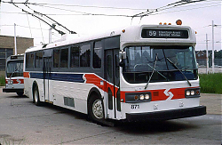 SEPTA_AMG_871_Route_59_to_Frankford-Arrott_Elevated_Station.jpg