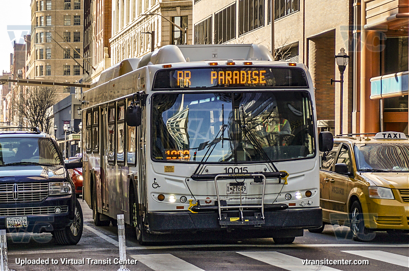 MTA Maryland BaltimoreLink 10015 on CityLink Purple
CityLink Purple to Paradise
