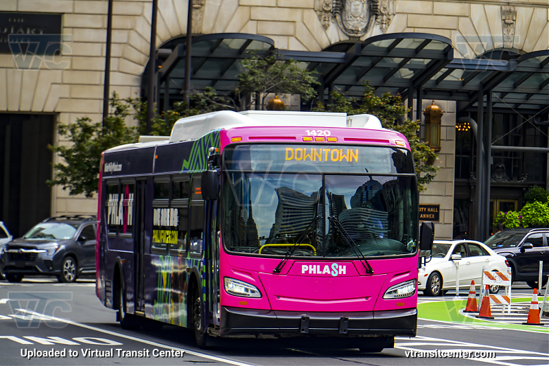 Krapf's Transit 1420 on PHLASH Downtown
PHLASH Downtown Loop
FIFA 2026 Wrap
Keywords: PHLASH Downtown;West Loop;Krapfs Transit