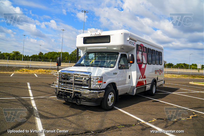 SEPTA GO 4723 on Display
At the 2026 SEPTA Bus and Maintenance Roadeo!
Keywords: SEPTA Roadeo 2026;SEPTA GO;Ford E450