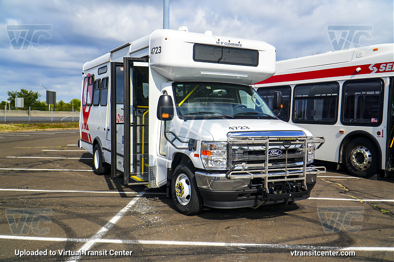 SEPTA GO 4723 on Display
At the 2026 SEPTA Bus and Maintenance Roadeo!
Keywords: SEPTA Roadeo 2026;SEPTA GO;Ford E450
