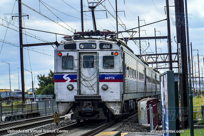 SEPTA Silverliner IV 404 Tailing Trenton Line Train
Trenton Line to Center City
