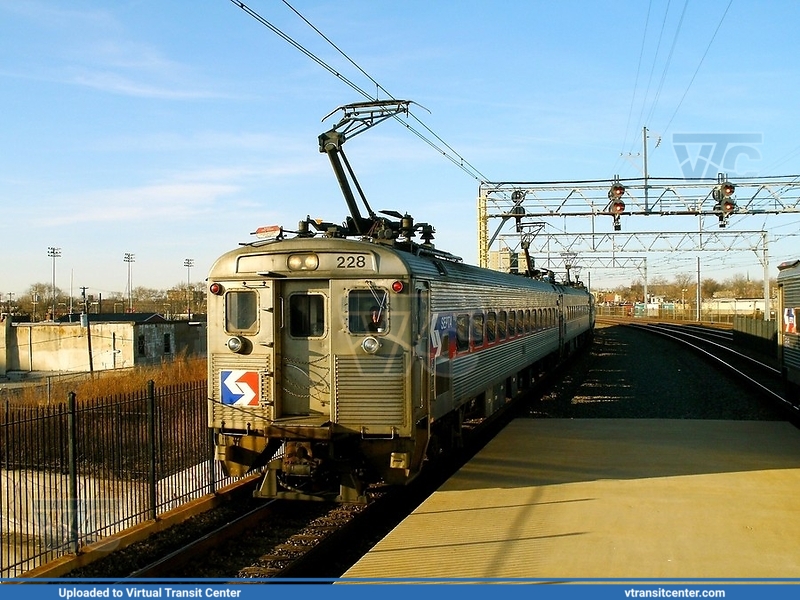 SEPTA Silverliner III 226
Regional Rail
St. Louis Car Co. Silverliner III
Temple University Station, Philadelphia, PA
March 3rd 2011
