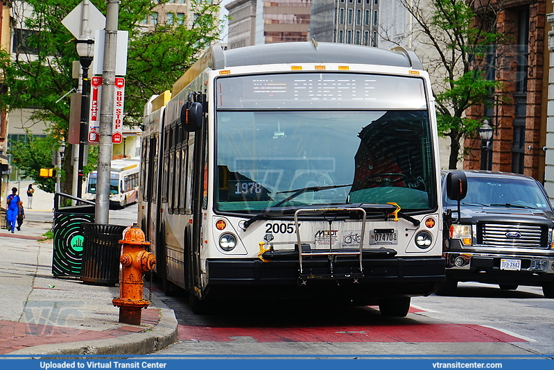 MTA Maryland BaltimoreLink 20067 on CityLink Purple
CityLink Purple 
NovaBus LFS Artic
Keywords: MTA Maryland;BaltimoreLink;NovaBus LFS Artic;Articulated Bus