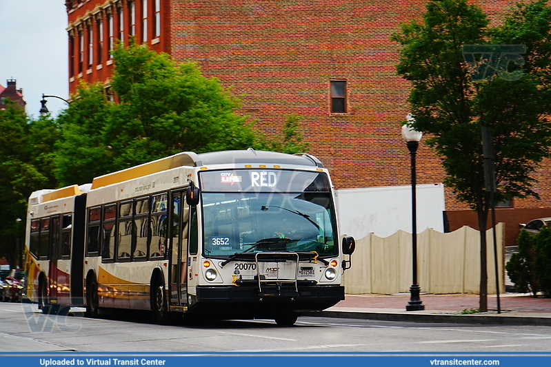MTA Maryland BaltimoreLink 20070
CityLink Red
NovaBus LFS Artic
Keywords: MTA Maryland;BaltimoreLink;NovaBus LFS Artic;Articulated Bus