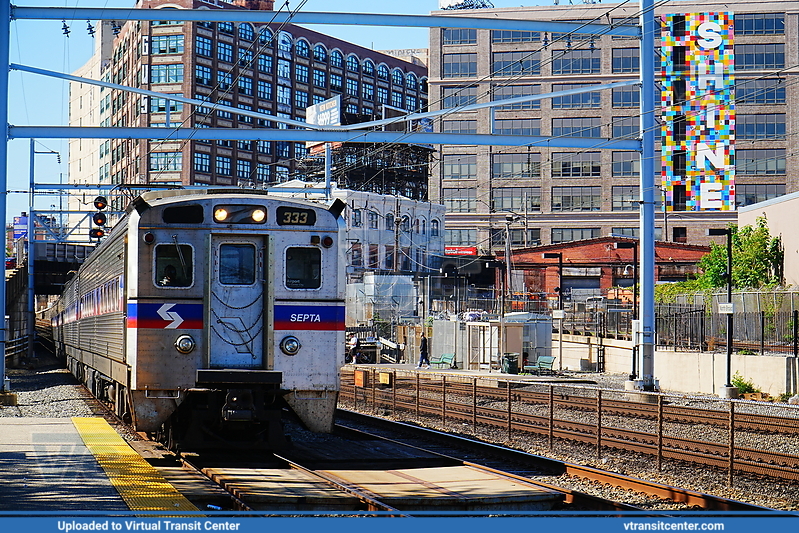 SEPTA Silverliner IV 333 Leading Airport Line
Train to Airport
GE Silverliner IV
Keywords: SEPTARR;GE