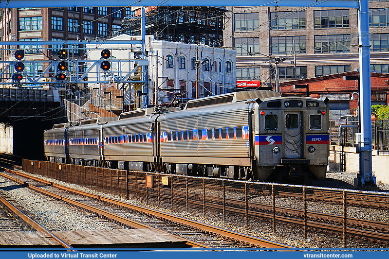 SEPTA Silverliner IV 366 Trailing Norristown Train
Train to Norristown
GE Silverliner IV
Keywords: SEPTARR;GE