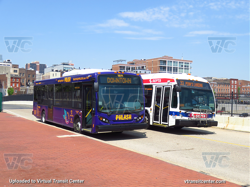 Krapf's Transit 1811 on PHLASH
This part of Penn's Landing closed in 2022, and has since been torn down in favor of the "Penn's Landing waterfront Park"
Keywords: PHLASH;New Flyer MD35;SEPTA Bus;NovaBus LFS Artic
