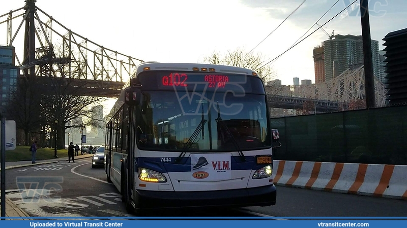 MTA New York City Q102
Q102
