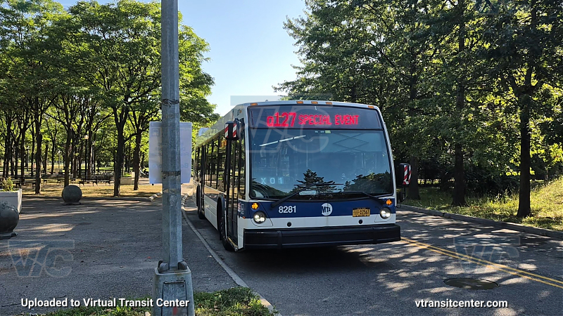 MTA New York City 8281 on the Q127 Dragon Boat Shuttle
2015 Nova LFS #8281 on the Q127 Dragon Boat Shuttle
