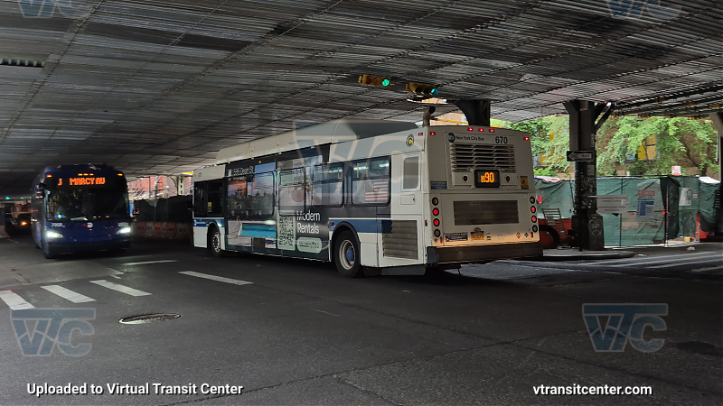 MTA New York City 670 on the B107 M shuttle 
2013 NFI C40LF #670 on the B107 M shuttle 

