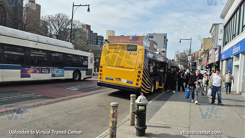 2012 NFI XD60 #4733 on the Q44-SBS
2012 NFI XD60 #4733 on the Q44-SBS
