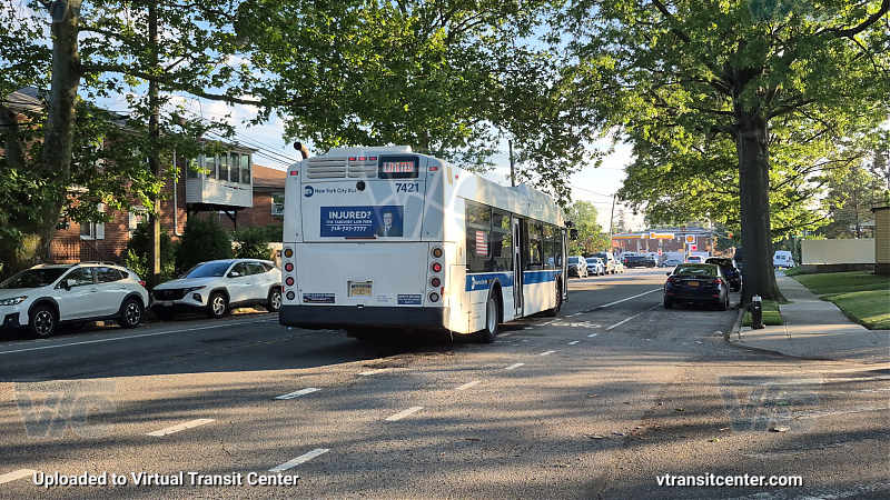 2015 NFI #7421 on the Q61
2015 NFI #7421 on the Q61
