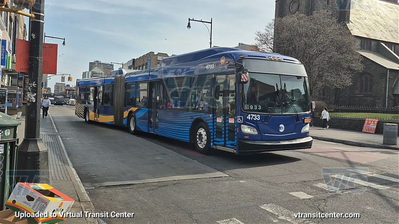 2012 NFI XD60 #4733 on the Q44-SBS
2012 NFI XD60 #4733 on the Q44-SBS
