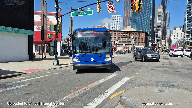 MTA New York City 7517 on the B116 Q shuttle 
2018 NFI XD40 #7517 on the B116 Q shuttle 
