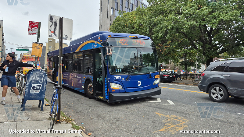 New York City Transit Bus #7819 on the T422 L shuttle 
New York City Transit Bus #7819 on the T422 L shuttle 
