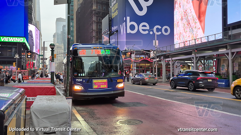 2018 NFI XD40 #7594 on the Q92 7 shuttle 
2018 NFI XD40 #7594 on the Q92 7 shuttle 
