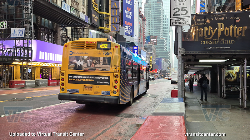 2018 NFI XD40 #7594 on the Q92 7 shuttle 
2018 NFI XD40 #7594 on the Q92 7 shuttle 
