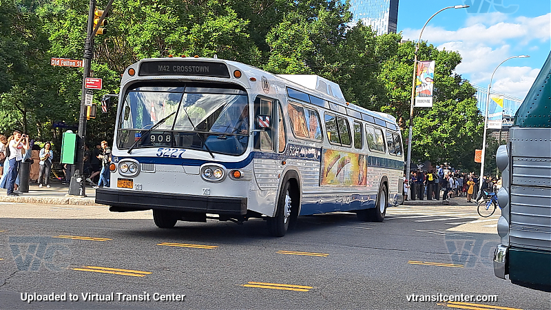 5227 at New York Transit Museum's Bus Festival
5227 at New York Transit Museum's Bus Festival
