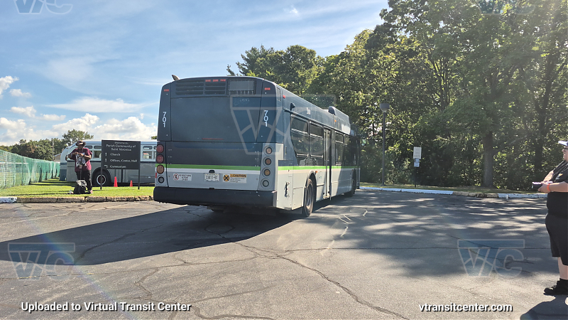 Rochester-Genesee Regional Transportation Authority 701 at NJ Bus Festival
Rochester-Genesee Regional Transportation Authority 701 at NJ Bus Festival
