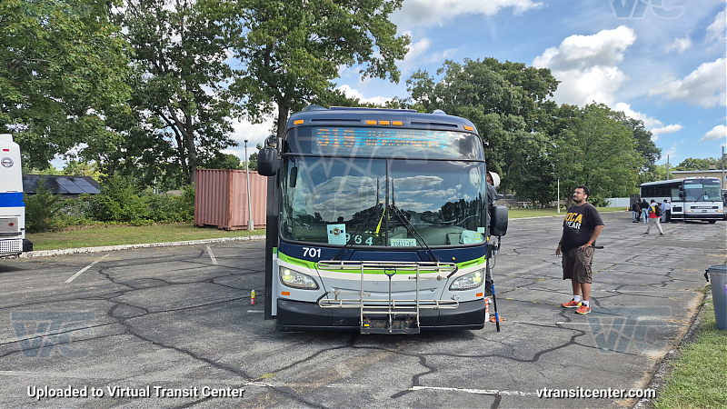 Rochester-Genesee Regional Transportation Authority 701 at NJ Bus Festival
Rochester-Genesee Regional Transportation Authority 701 at NJ Bus Festival
