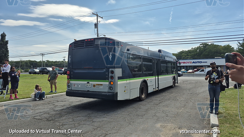 Rochester-Genesee Regional Transportation Authority 701 at NJ Bus Festival
Rochester-Genesee Regional Transportation Authority 701 at NJ Bus Festival
