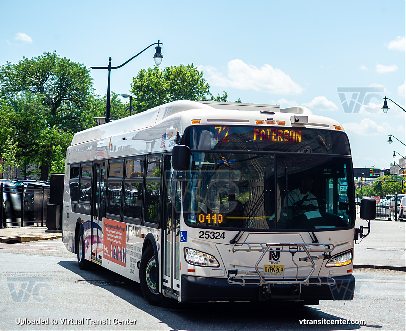 Nj Transit 25324 on Route 72
Route 72 Paterson Via Bloomfield Ave
