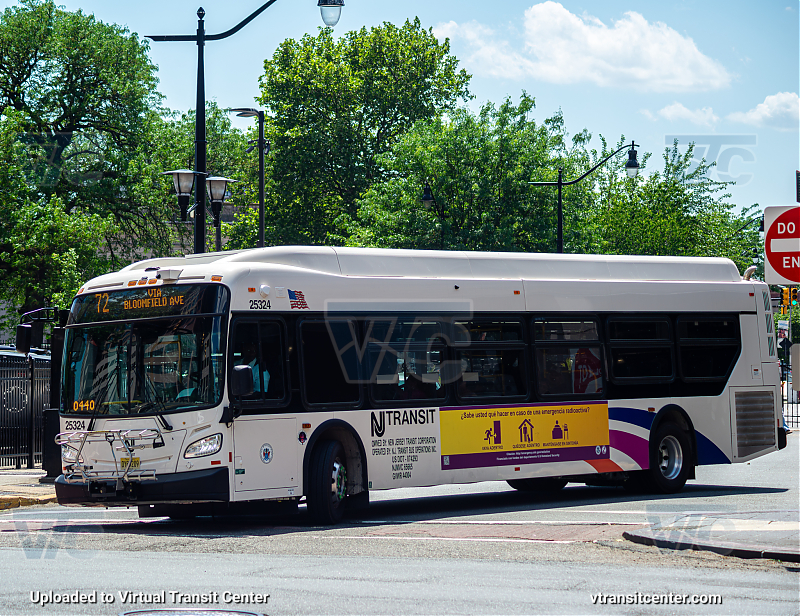 NJ Transit 25324 on Route 72
Route 72 Paterson Via Bloomfield Ave 
Keywords: NJT Bus;NJ Transit;New Flyer XD40