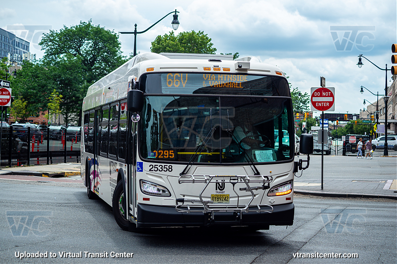 Nj Transit 25358 on Route 66V
Route 66V VC Cranford

