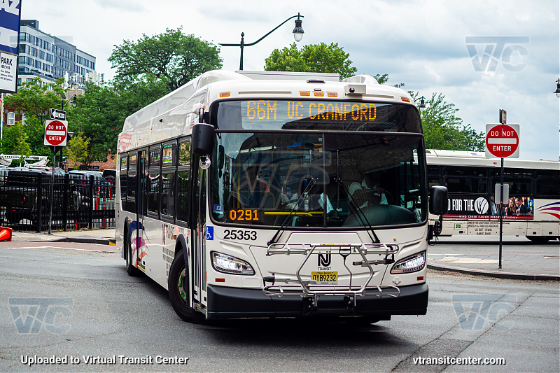 Nj Transit 25353 on Route 66M
Route 66M UC cranford
