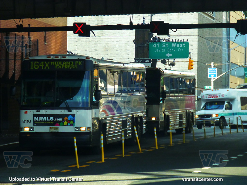 NJ Transit 8110 on Route 164X
D4000 8110 on the 164X Midland Park Express
