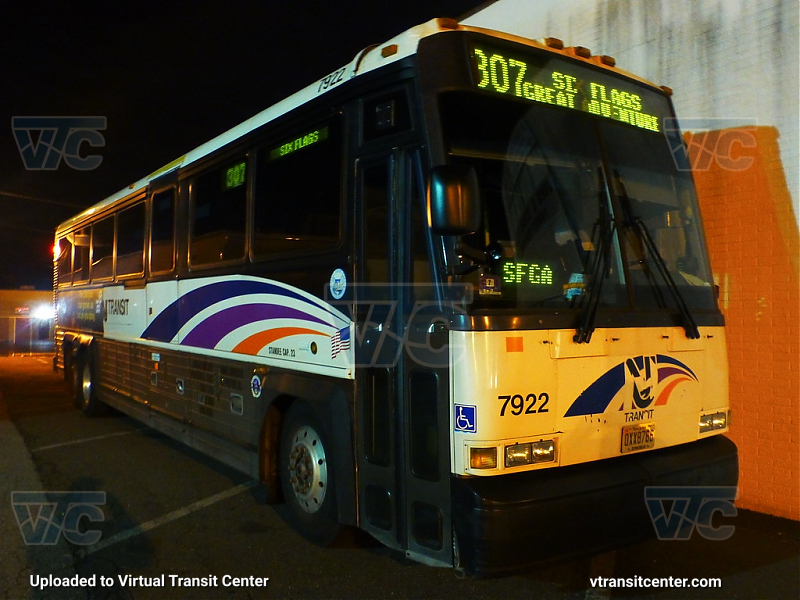 NJ Transit 7922
D4000 7922 on Layover on the 160 line signed up as the 307
