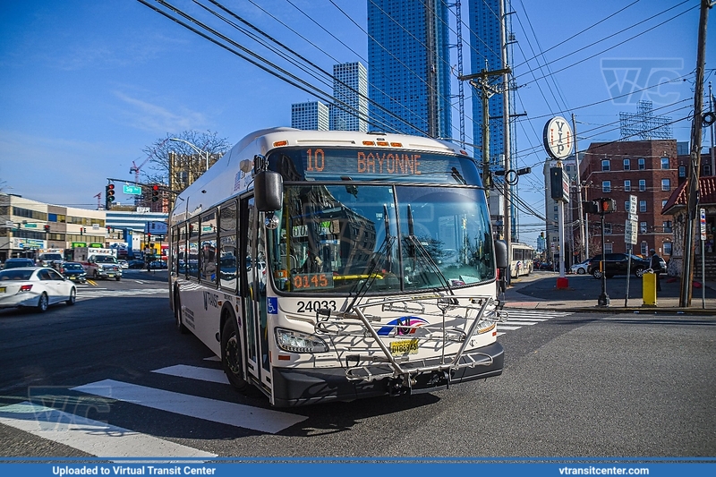 NJ Transit 24033 on route 10
Route 10 to Bayonne
New Flyer XD60
John F. Kennedy Blvd & Sip Ave, Jersey City, NJ
Keywords: NJTBus;XD60