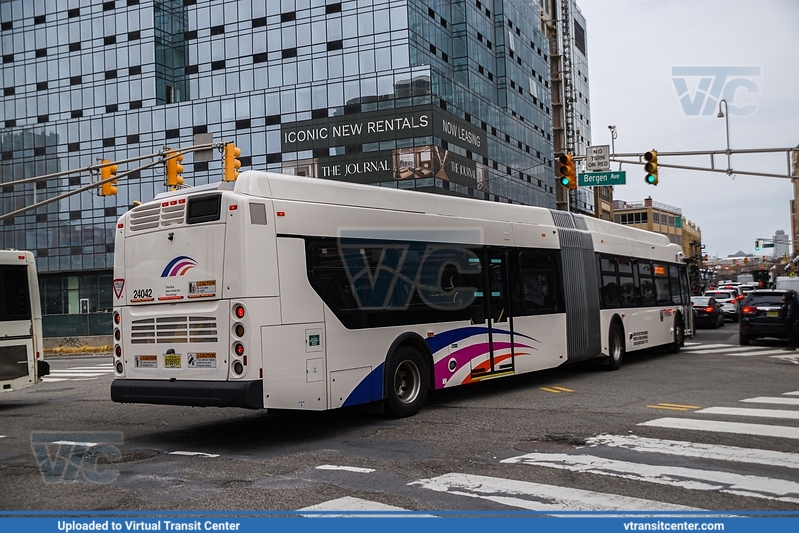 NJ Transit 24042
Not In Service
New Flyer XD60
Bergen Avenue and Sip Av, Jersey City, NJ
Keywords: NJTBus;XD60