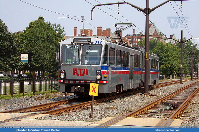 Cleveland RTA "The Rapid" 817 Green Line 
Shaker Square 
