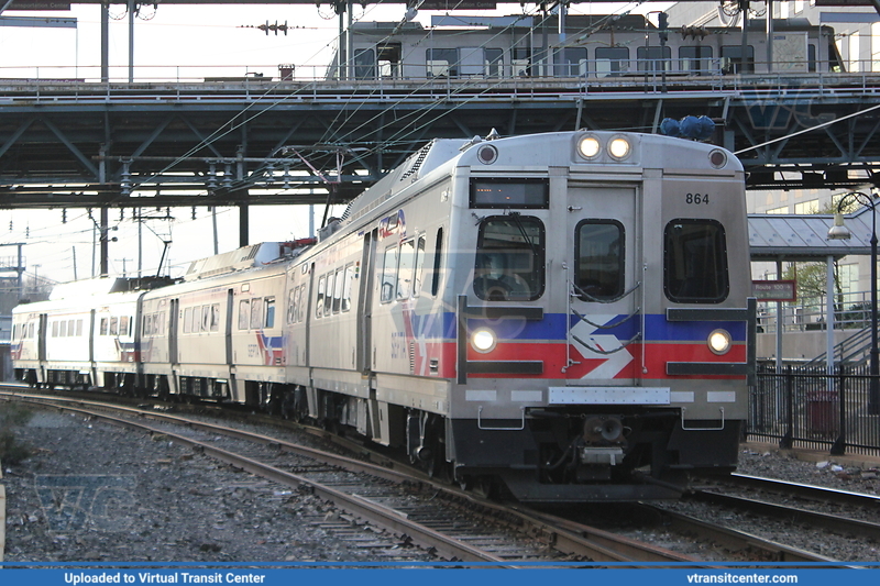 SEPTA Silverliner V 864 on the R6
Norristown Line to Elwyn via Center City

