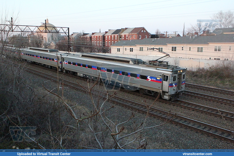 SEPTA Silverliner IV 303 on the Airport Line
Keywords: SEPTARR;GE